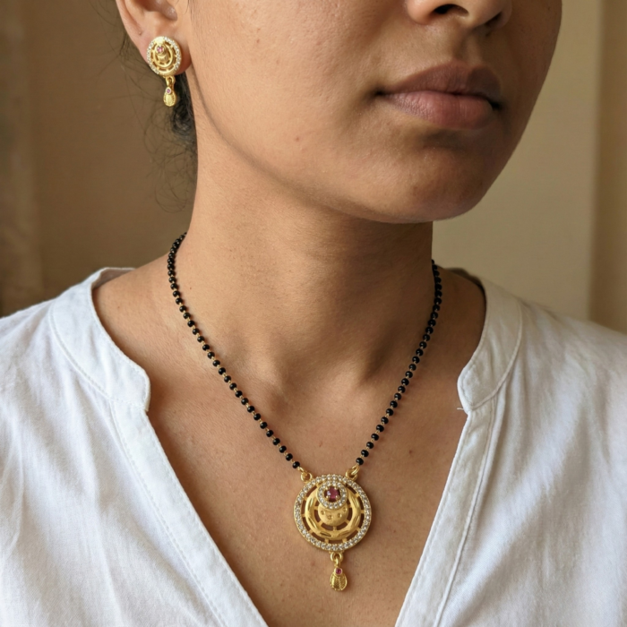 Classic Gold Mangalsutra Set with Circular Ruby Pendant & Diamond Accents | Traditional Design with Matching Earrings - Image 4