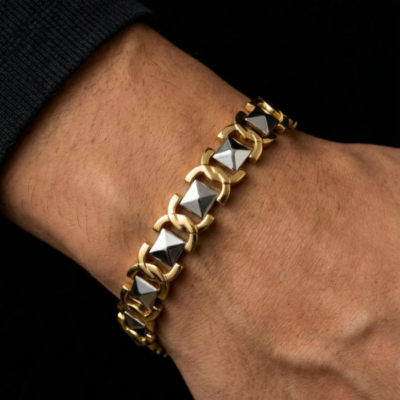 Men’s Two-Tone Pyramid Link Bracelet – Gold & Silver Geometric Studded Chain – Edgy Industrial Punk Style Statement Jewelry Gift for Him