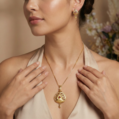 Gold Mangalsutra Pendant Set with Ruby Accent | Traditional Leaf-Drop Mangalsutra with Matching Earrings